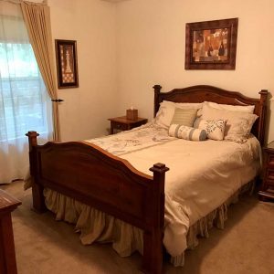 Queen bed in your short term executive housing